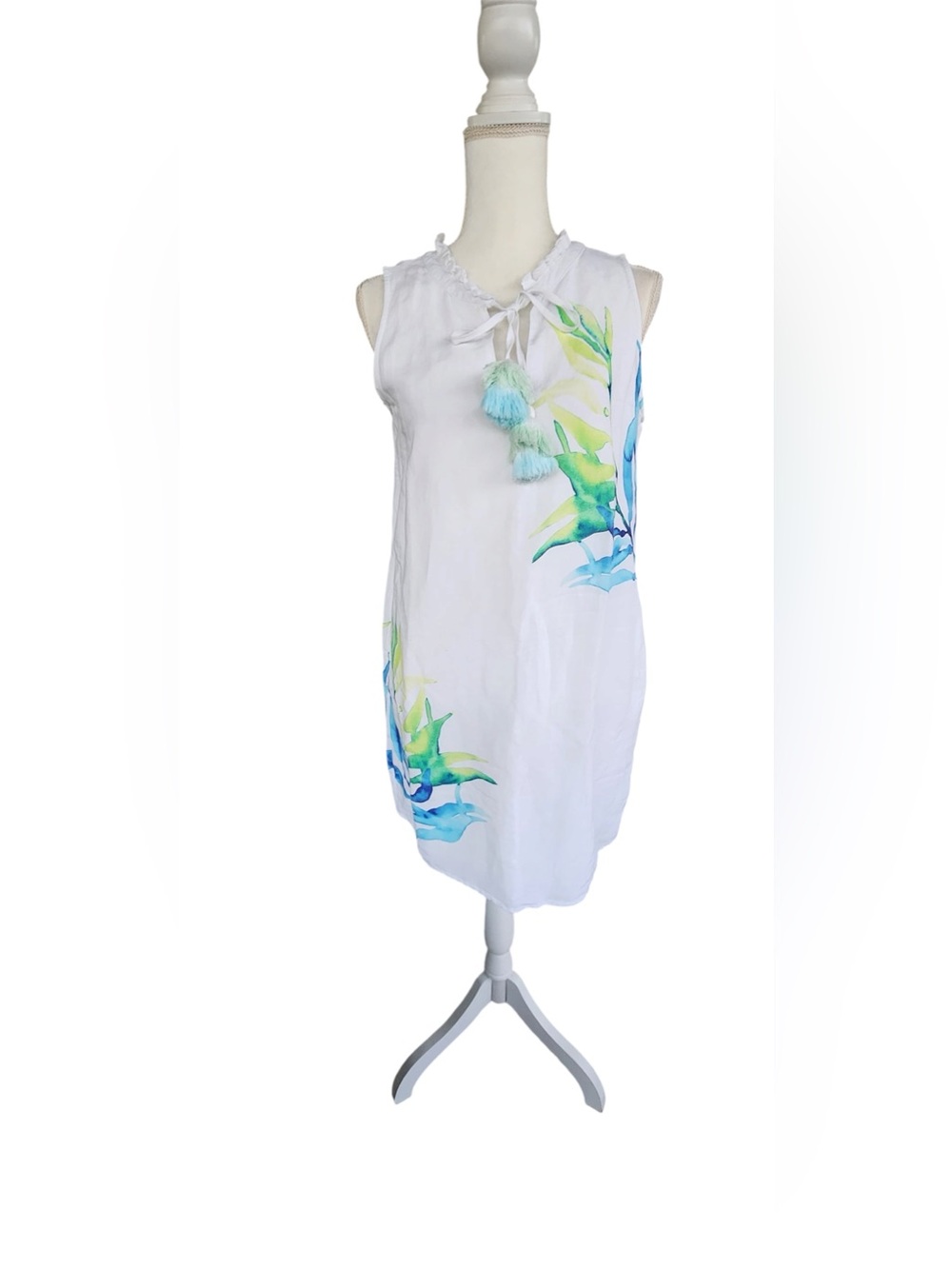 Tommy Bahama White Sleeveless Tunic with Blue and Green Floral Accents
